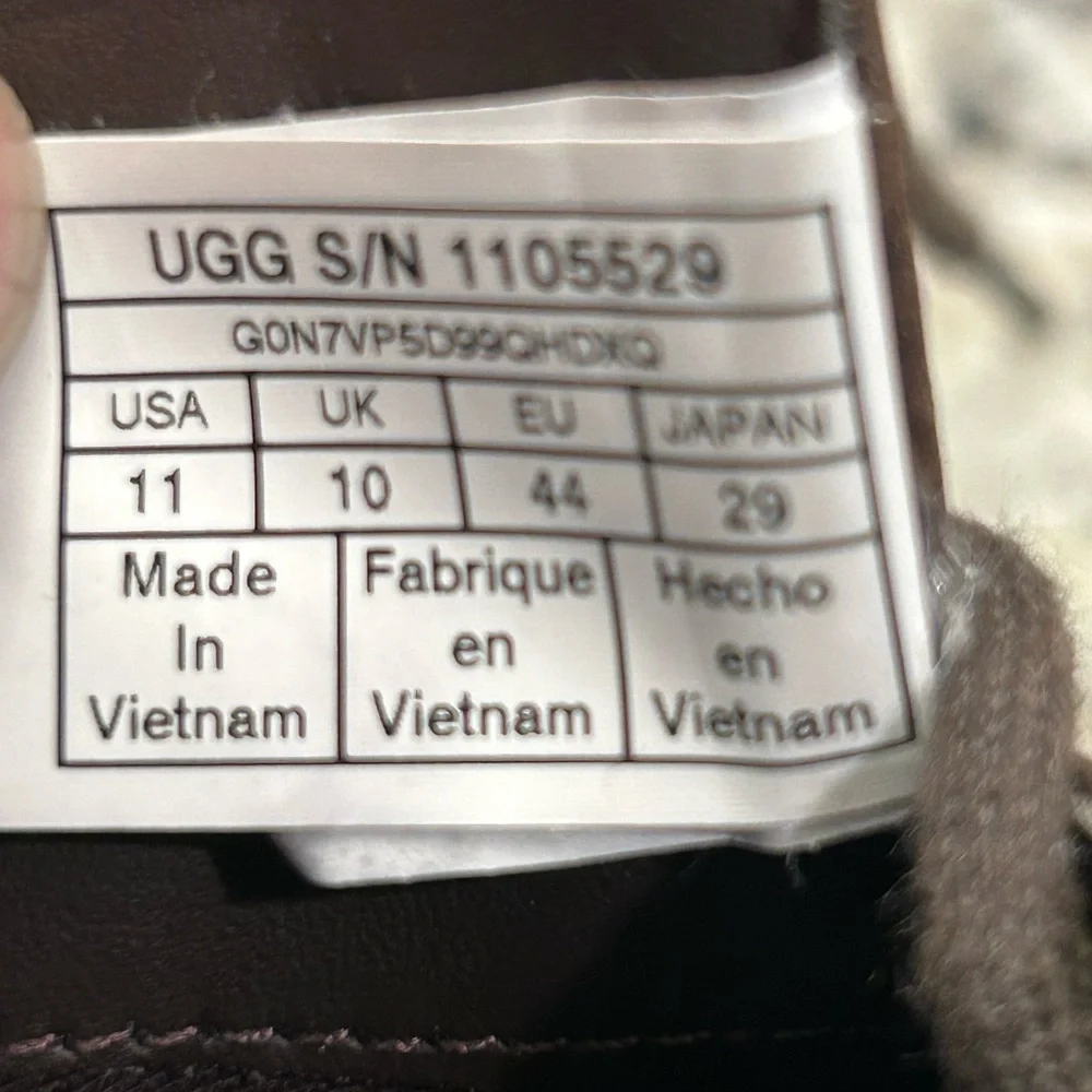 UGG‎ Men's Leighton Dark Brown Leather ENERG Chukka Boots 11